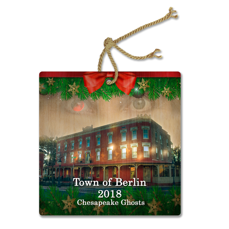 Holiday Ornament - 2018 features Town of Berlin